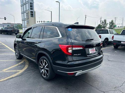 2022 Honda Pilot AWD Elite
