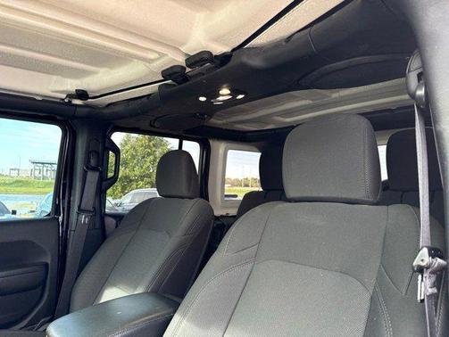 Black Clearcoat 2023 Jeep Wrangler Sport