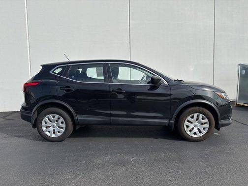 2018 Nissan Rogue Sport S