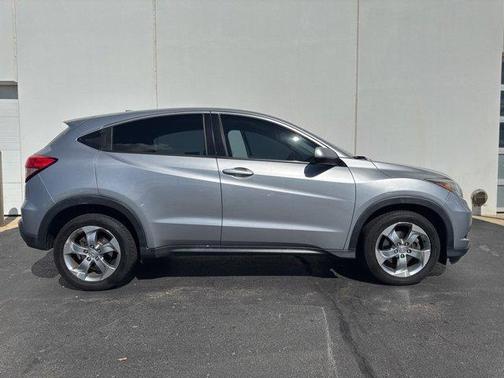 2017 Honda HR-V LX