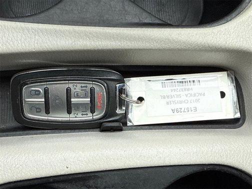 2017 Chrysler Pacifica Touring