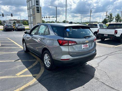 2023 Chevrolet Equinox LS