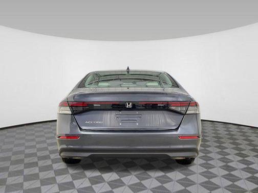 2025 Honda Accord LX 1.5T
