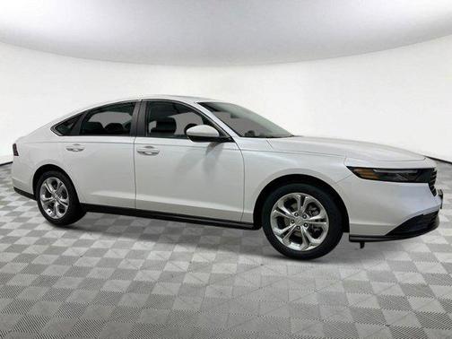 2025 Honda Accord LX 1.5T