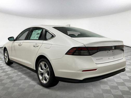 2025 Honda Accord LX 1.5T
