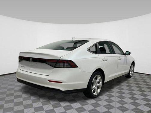 2025 Honda Accord LX 1.5T