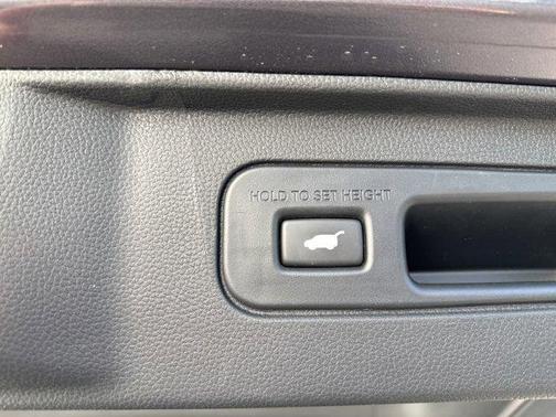 2023 Honda Pilot AWD Elite