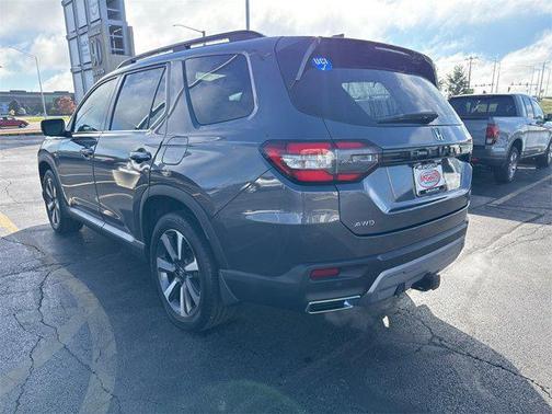 2023 Honda Pilot AWD Elite