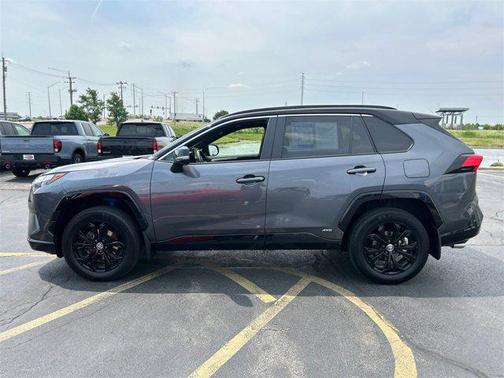 2023 Toyota RAV4 Hybrid SE