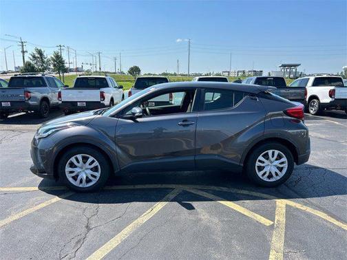 2020 Toyota C-HR LE