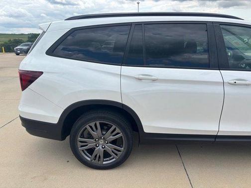 2022 Honda Pilot AWD Sport