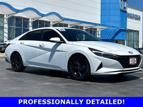 2021 Hyundai ELANTRA SEL