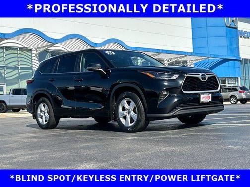 2023 Toyota Highlander LE
