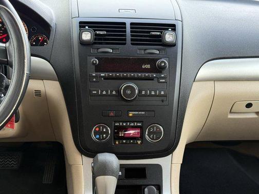 2010 Saturn Outlook XE Premium