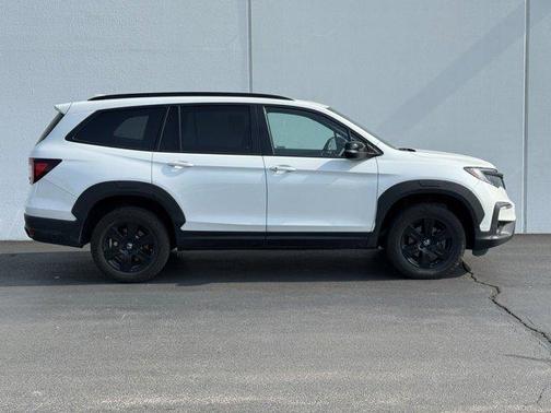 2022 Honda Pilot AWD TrailSport