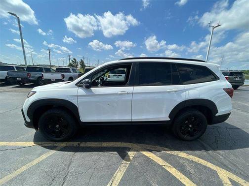 2022 Honda Pilot AWD TrailSport