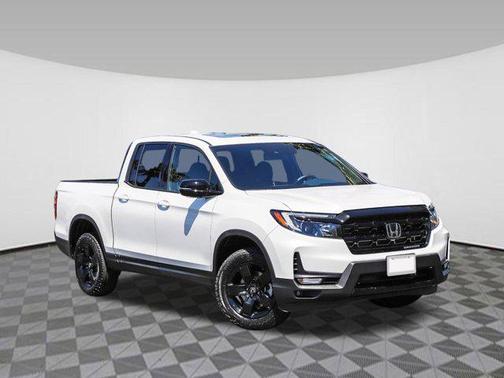 2025 Honda Ridgeline Black