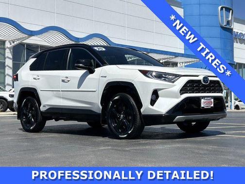 2020 Toyota RAV4 Hybrid SE