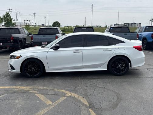 Platinum White 2022 Honda Civic Sport