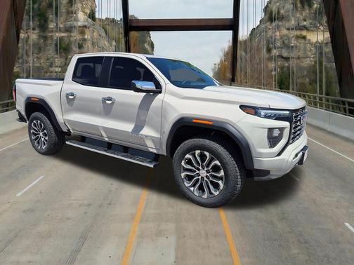 Coastal Dune 2026 GMC Canyon Denali