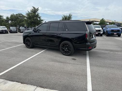 2023 Cadillac Escalade Sport