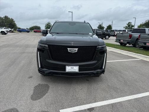 2023 Cadillac Escalade Sport