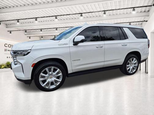 Iridescent Pearl Tricoat 2023 Chevrolet Tahoe 4WD High Country