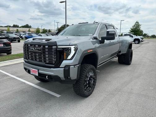2025 GMC Sierra 3500 Denali