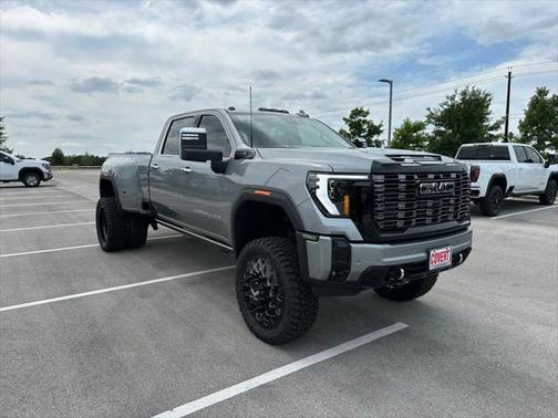 2025 GMC Sierra 3500 Denali