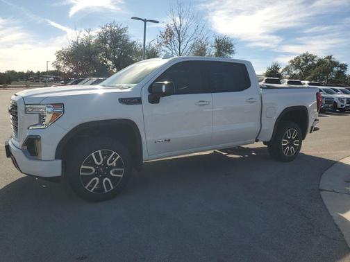 2022 GMC Sierra 1500 AT4