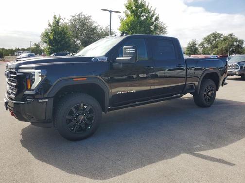 2026 GMC Sierra 2500 AT4