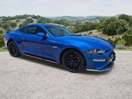 Lightning Blue Metallic 2018 Ford Mustang GT Premium