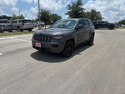 2021 Jeep Grand Cherokee Laredo