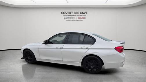 White Metallic 2017 BMW 320 i