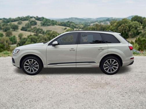 Vicuna Beige Metallic 2023 Audi Q7 45 Premium Plus