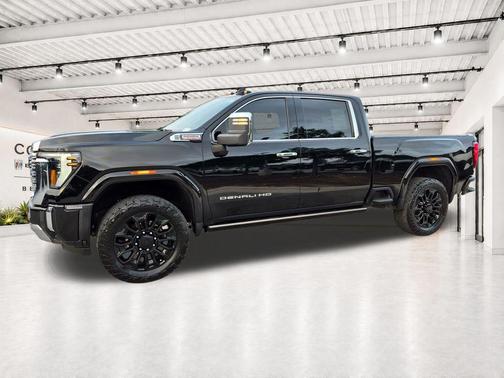 Onyx Black 2024 GMC Sierra 2500 Denali