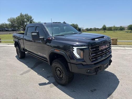 2025 GMC Sierra 2500 AT4