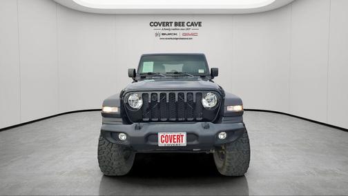 2022 Jeep Gladiator Sport