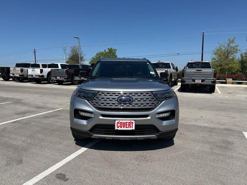 Iconic Silver Metallic 2021 Ford Explorer Limited