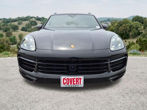 Black 2019 Porsche Cayenne S