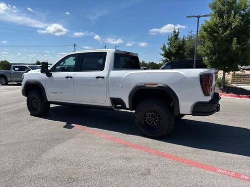 2025 GMC Sierra 2500 AT4