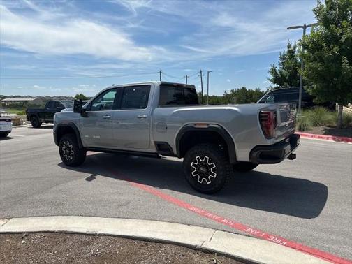 2025 GMC Sierra 2500 AT4