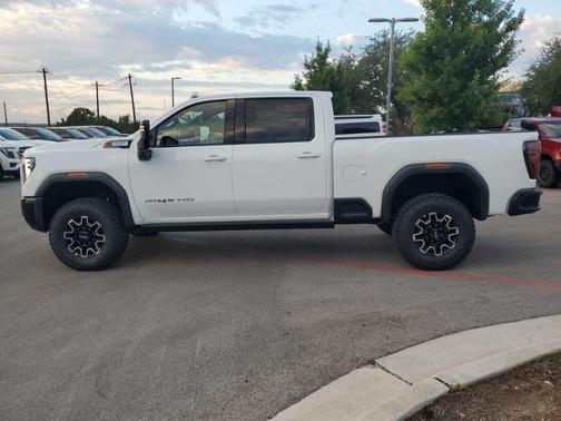 2026 GMC Sierra 2500 AT4