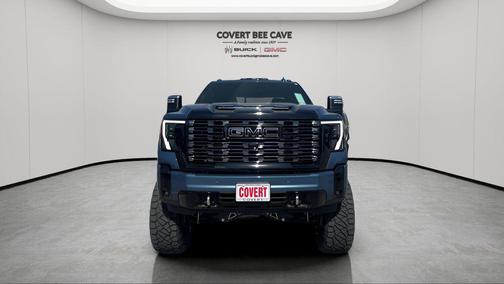 Downpour Met 2026 GMC Sierra 2500 Denali Ultimate