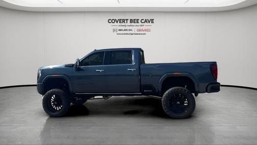 Downpour Met 2026 GMC Sierra 2500 Denali Ultimate