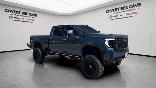 Downpour Met 2026 GMC Sierra 2500 Denali Ultimate