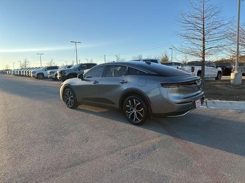 2024 Toyota Crown Limited