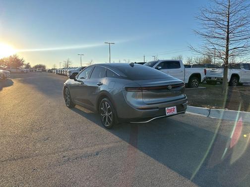 2024 Toyota Crown Limited