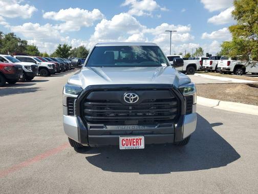 2025 Toyota Tundra SR