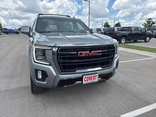 2024 GMC Yukon 4WD AT4